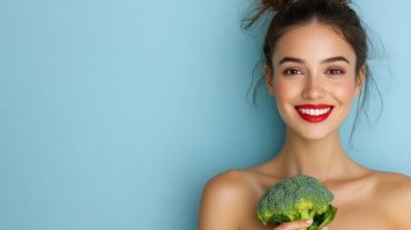 Woman with broccoli