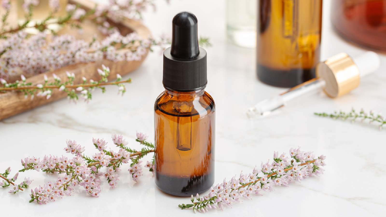 Cedarwood essential oils